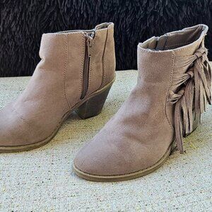 Faded Glory Women Taupe Heel Boot Ankle Boots Brown Faux Suede Tassel Zip Size 7